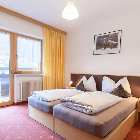 Martellerhof Hotel 2*